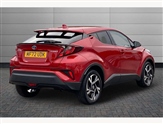 Toyota C-HR Image 2