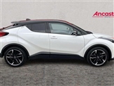 Toyota C-HR Image 2