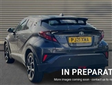 Toyota C-HR Image 2