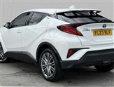 Toyota C-HR Image 2