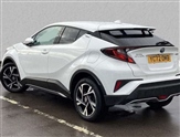 Toyota C-HR Image 2