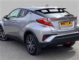 Toyota C-HR Image 2
