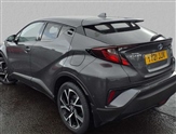 Toyota C-HR Image 2