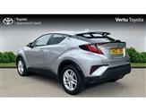 Toyota C-HR Image 4