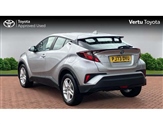 Toyota C-HR Image 4