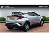 Toyota C-HR Image 2