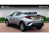 Toyota C-HR Image 4