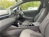 Toyota C-HR Image 6