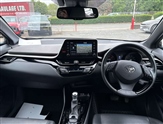 Toyota C-HR Image 3