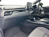 Toyota C-HR Image 2