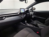Toyota C-HR Image 6