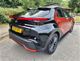 Toyota C-HR Image 2
