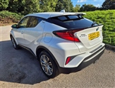 Toyota C-HR Image 4