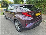 Toyota C-HR Image 4