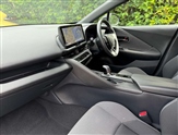 Toyota C-HR Image 2