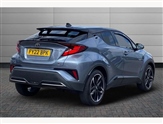 Toyota C-HR Image 2