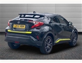 Toyota C-HR Image 2