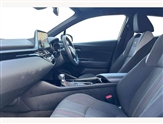 Toyota C-HR Image 2