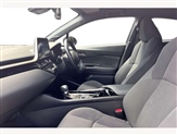 Toyota C-HR Image 2