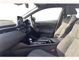 Toyota C-HR Image 2