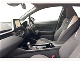 Toyota C-HR Image 2