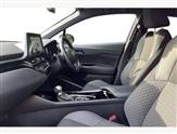Toyota C-HR Image 2