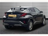 Toyota C-HR Image 2