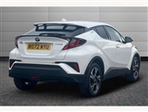 Toyota C-HR Image 2