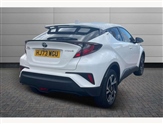 Toyota C-HR Image 2