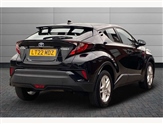Toyota C-HR Image 2