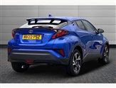 Toyota C-HR Image 2