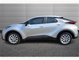Toyota C-HR Image 6