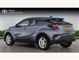 Toyota C-HR Image 4