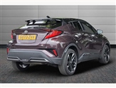 Toyota C-HR Image 2