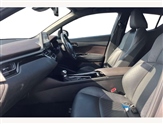 Toyota C-HR Image 2