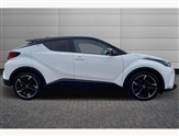 Toyota C-HR Image 4