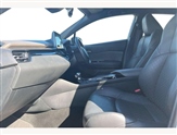 Toyota C-HR Image 2
