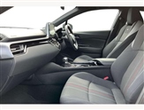 Toyota C-HR Image 2