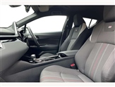Toyota C-HR Image 2