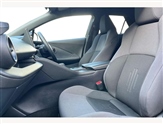 Toyota C-HR Image 2