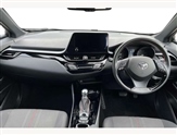 Toyota C-HR Image 6
