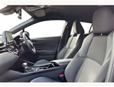 Toyota C-HR Image 2