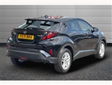 Toyota C-HR Image 2