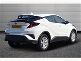 Toyota C-HR Image 2