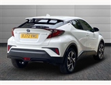 Toyota C-HR Image 2