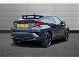 Toyota C-HR Image 2