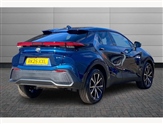 Toyota C-HR Image 2