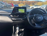 Toyota C-HR Image 6