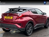 Toyota C-HR Image 2