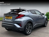 Toyota C-HR Image 2